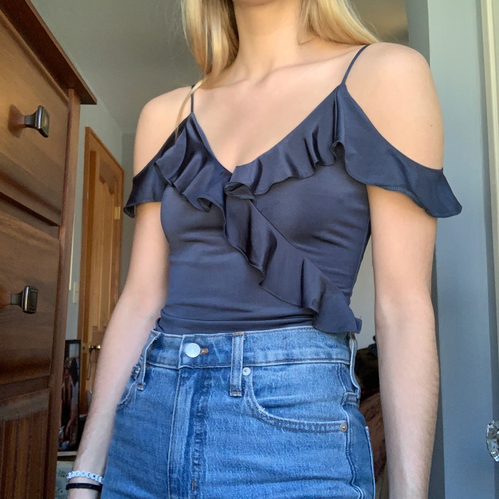 Topshop Ruffle Body Suit - Picture 2 of 3